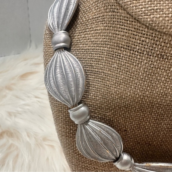 Vintage 1990's Chunky Silver Modern Statement Collar Necklace - Picture 5 of 14